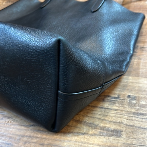 Michael Kors black tote and with attached zippered pouch - Picture 13 of 13